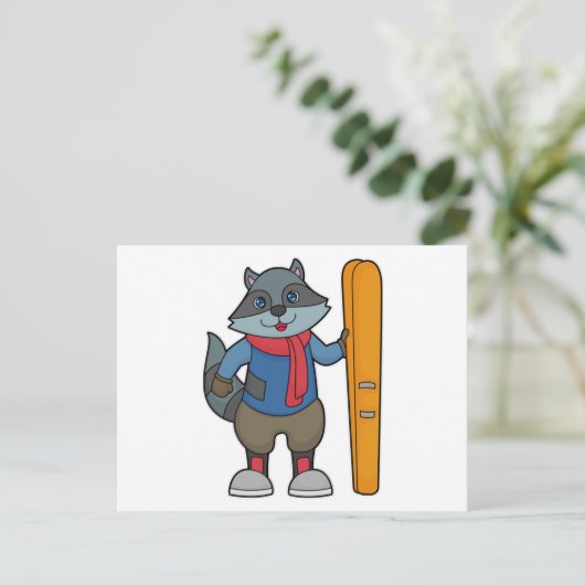 Racoon Skier Ski Postkarte (Stehend Vorderseite)