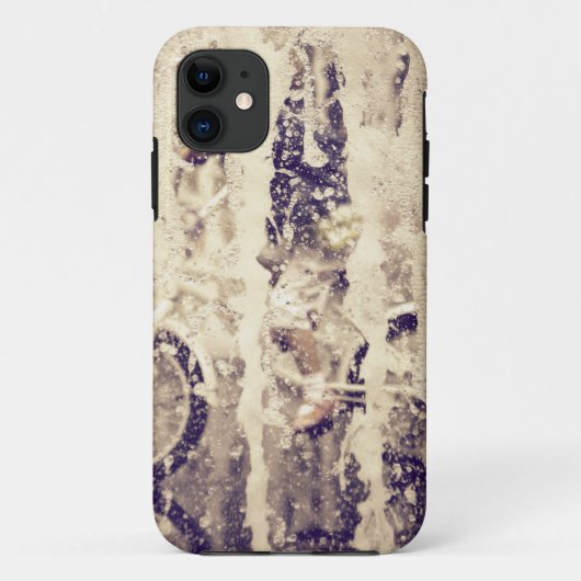 Rad im Regen Case-Mate iPhone Hülle (Rückseite)