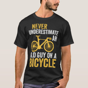 Radfahren auf einem alten Typ auf einem Fahrrad T-Shirt