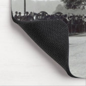 Radfahren in Hyde Park, c.1910 Mousepad (Ecke)