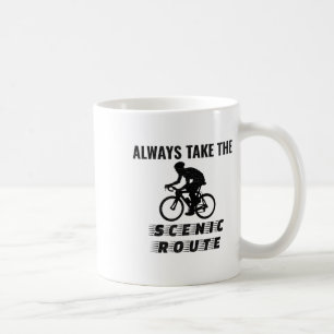 Radfahren nimmt immer die landschaftlich reizvolle kaffeetasse