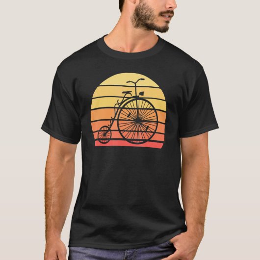 Radfahrer Biker Penny Farthing Bicycle T-Shirt (Vorderseite)