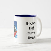 Radfahrer essen mehr Wanzen Zweifarbige Tasse (VorderseiteRechts)