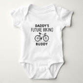 Radfahrer Säugling, Daddy's Future Biking Buddy, B Baby Strampler (Vorderseite)