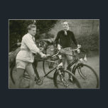 Radfahrer Vintages Foto Postkarte<br><div class="desc">Radfahrer fahren zum Lager</div>