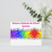 „Radiance“ – Ein abstraktes Pride-Muster Postkarte (Stehend Vorderseite)