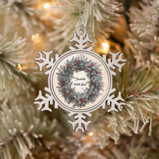 "Radiant Christmas Ring" Schneeflocken Zinn-Ornament (Baum)