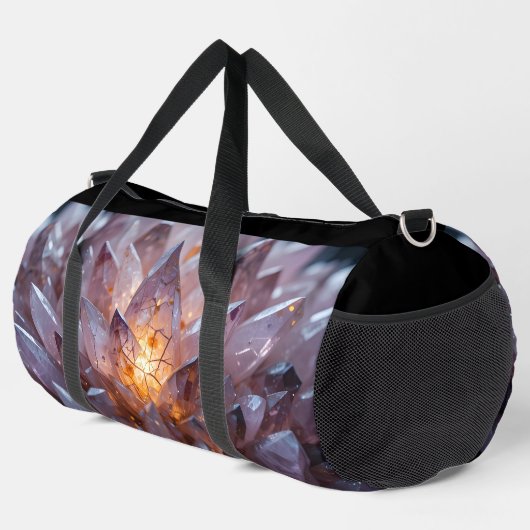 Radiant Crystal Heart Duffle Bag (Rechte Ecke)