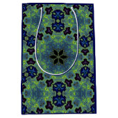 Radiant Fractal Symphony Mittlere Geschenktüte (Vorderseite)