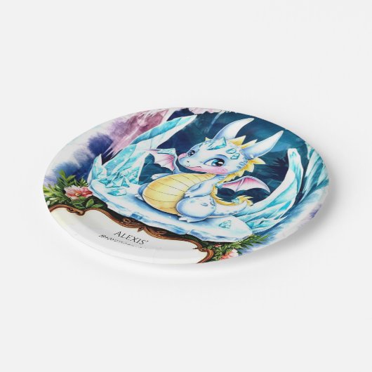 Radiant Happy Dragon Birthday Pappteller (Schrägansicht)