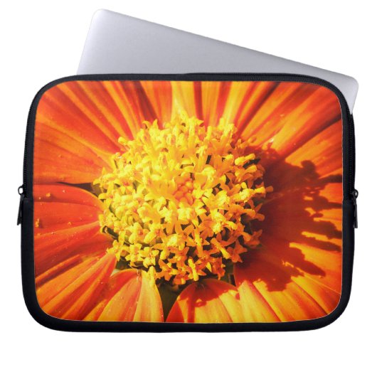 Radiant Orange Flower Laptop Sleeve Botanical Art (Vorderseite)