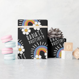 Radierposition | Farbiger Regenbogen und Blume Geschenkpapier