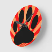 Radikaler Hundepflaster Runde Wanduhr (Winkel)