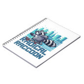 Radikaler Raccoon Urban Skateboarder Notizblock (Linke Seite)