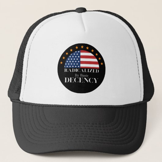 Radikalisiert durch Basic Decallé USA Flag Truckerkappe (Vorderseite)