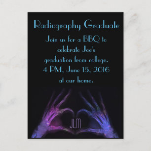 "Radiographie Graduate" Fingers machen Herz Ankündigungspostkarte