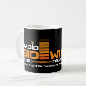 Radiosidewinder-Tassenschwarzes Kaffeetasse (Vorderseite Links)