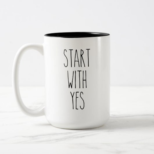 RAE DUNN Beginnen Sie mit Ja Kaffee Tasse (Links)