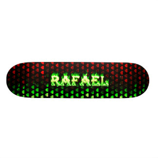Rafael Skateboard grünes Feuer und Flammen Design.