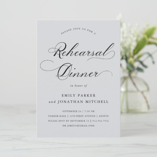 raffiniert | Calligraphie Soft Grau Probe Abendess Einladung (Stehend Vorderseite)
