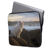 Ragdoll Katze am Strand Laptopschutzhülle (Vorderseite Links)
