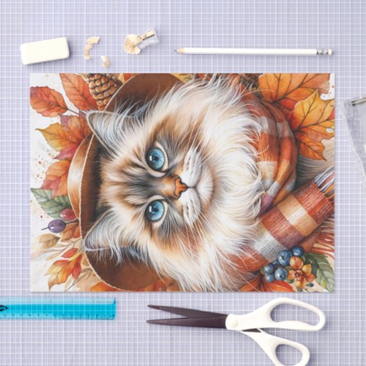 Ragdoll Katze im Herbst mit Herbstlauben Seidenpapier (Handwerk)