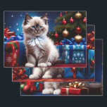 Ragdoll Kitten Christmas Present Geschenkpapier Set<br><div class="desc">Niedliche ragdoll Kitten mit blauem Bogen Ai Generated Art von minx267</div>