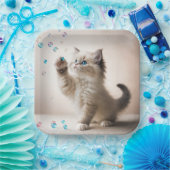 Ragdoll Kitten spielen mit Blasen Pappteller (Party)