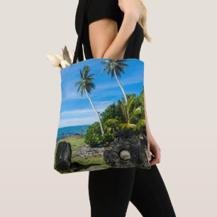 Rai Stones auf Yap Island Tasche