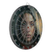 Rain hood girl dartscheibe (Vorderseite Links)