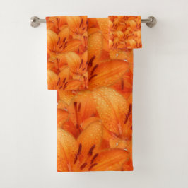 Rain-Kissed Orange Asiatic Tiger Lilies Badhandtuch Set