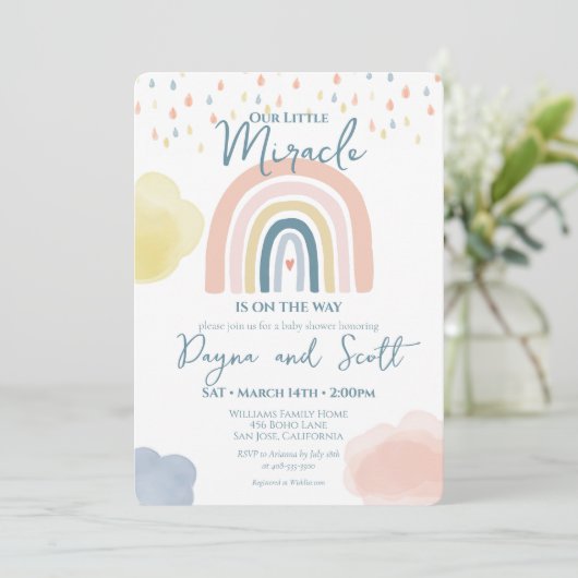 Rainbow Baby Pastel Clouds Boho Raindrops Dusche Einladung (Stehend Vorderseite)