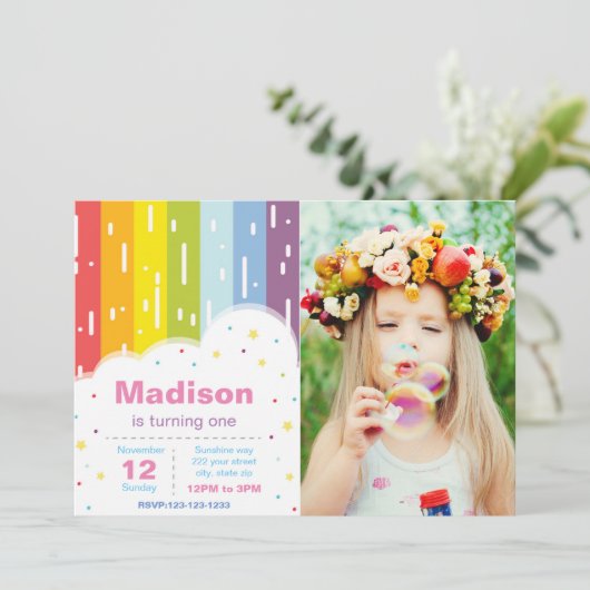 Rainbow Birthday Einladung (Stehend Vorderseite)