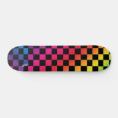 Rainbow & Black Schachbretts & Name oder Text Skateboard (Horizontal)