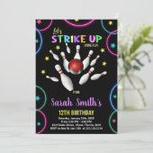 Rainbow Bowling Birthday Einladungen (Stehend Vorderseite)