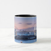 Rainbow Bridge bei Dämmerung Tasse (Zentrum)