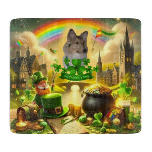 Rainbow Bridge Sable Collie am St. Patrick's Day Schneidebrett