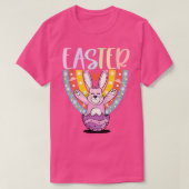 Rainbow Bunny Easter Egg mit Bunny T-Shirt (Design vorne)