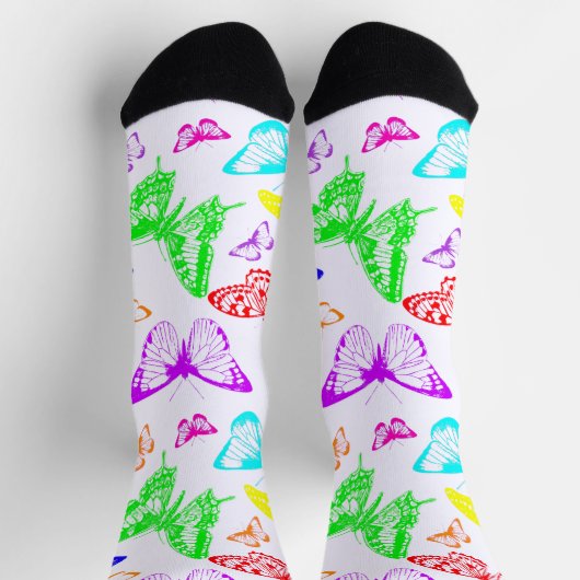 Rainbow Colored Butterflies Flying Socken (Oben)