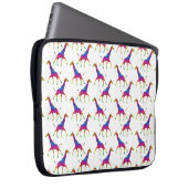 Rainbow Colored Giraffe Laptopschutzhülle (Vorne Rechts)