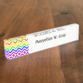 Rainbow Colors, White Large Zickzack ZigZag Muster Namensplakette (Seite)