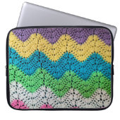 Rainbow Crochet Design Laptopschutzhülle (Vorderseite)