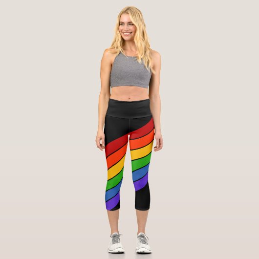 Rainbow Diagonal Stripe Black Capri Leggings (Vorderseite)