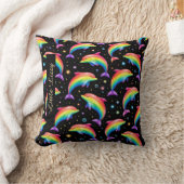 Rainbow Dolphin Throw Pillow – Customizable Name Kissen (Decke)