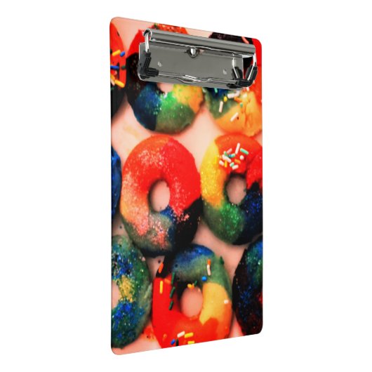 Rainbow Donuts Mini Klemmbrett (Schrägansicht)