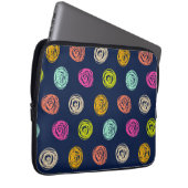 Rainbow Doodle Dot Confetti auf Navy Wrapping Pape Laptopschutzhülle (Vorne Rechts)