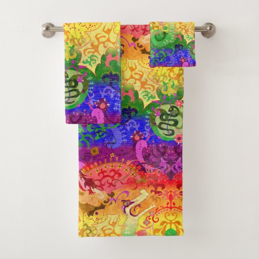 Rainbow Dragon Damask - Gay Pride Flag Colors Badhandtuch Set (Insitu)