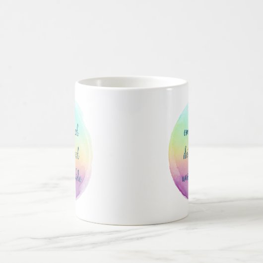 Rainbow-Empowerment ermittelt unaufhaltsam Kaffeetasse (Mittel)