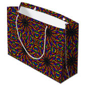 Rainbow Feather Mandala Große Geschenktüte (Rückseite Schrägansicht)