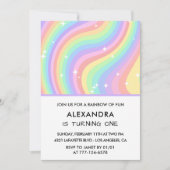 Rainbow First Birthday Modern Girl Einladung (Vorderseite)